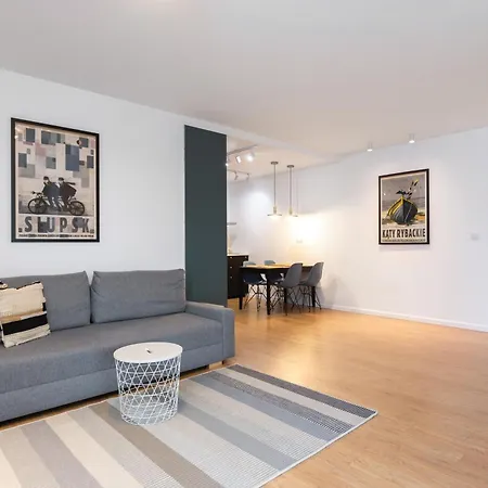 Apartamento Przestronny Parking By Neartopl *